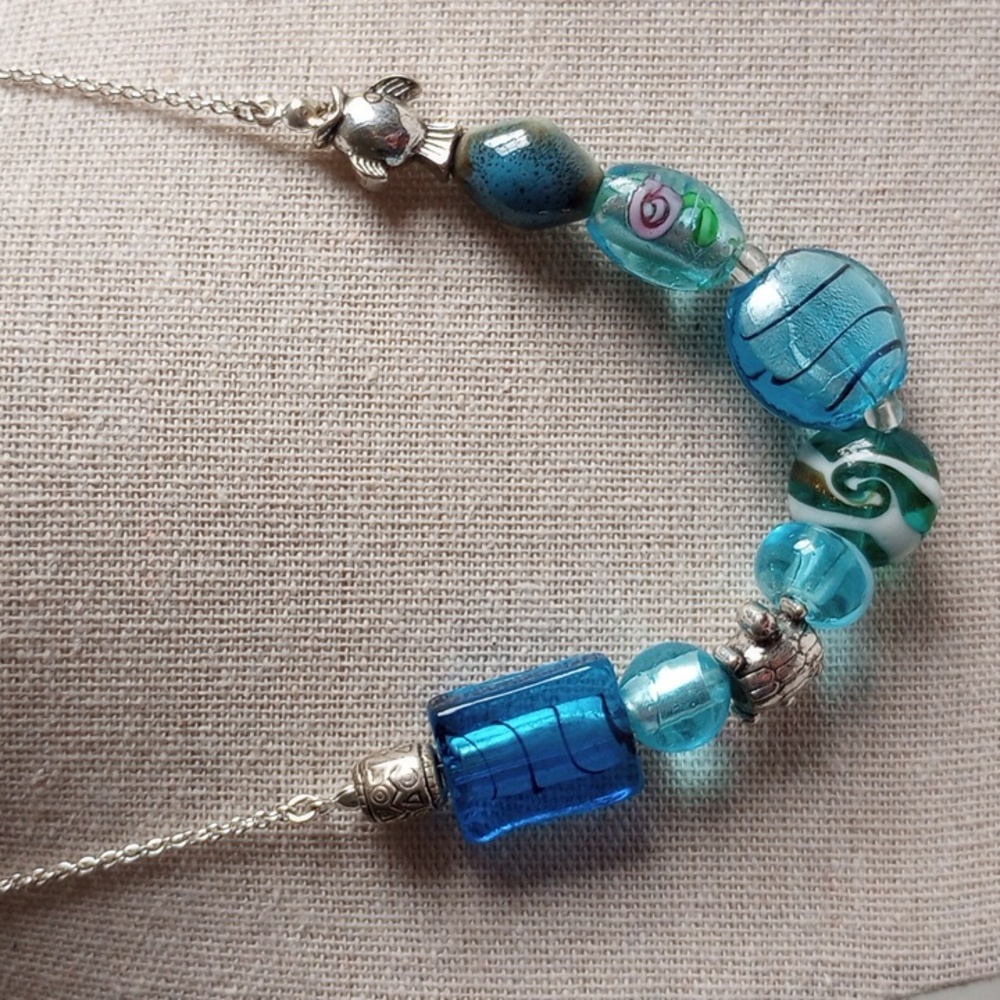 Ocean necklace blue glass silver Glass Bead SAQ beach theme Avon